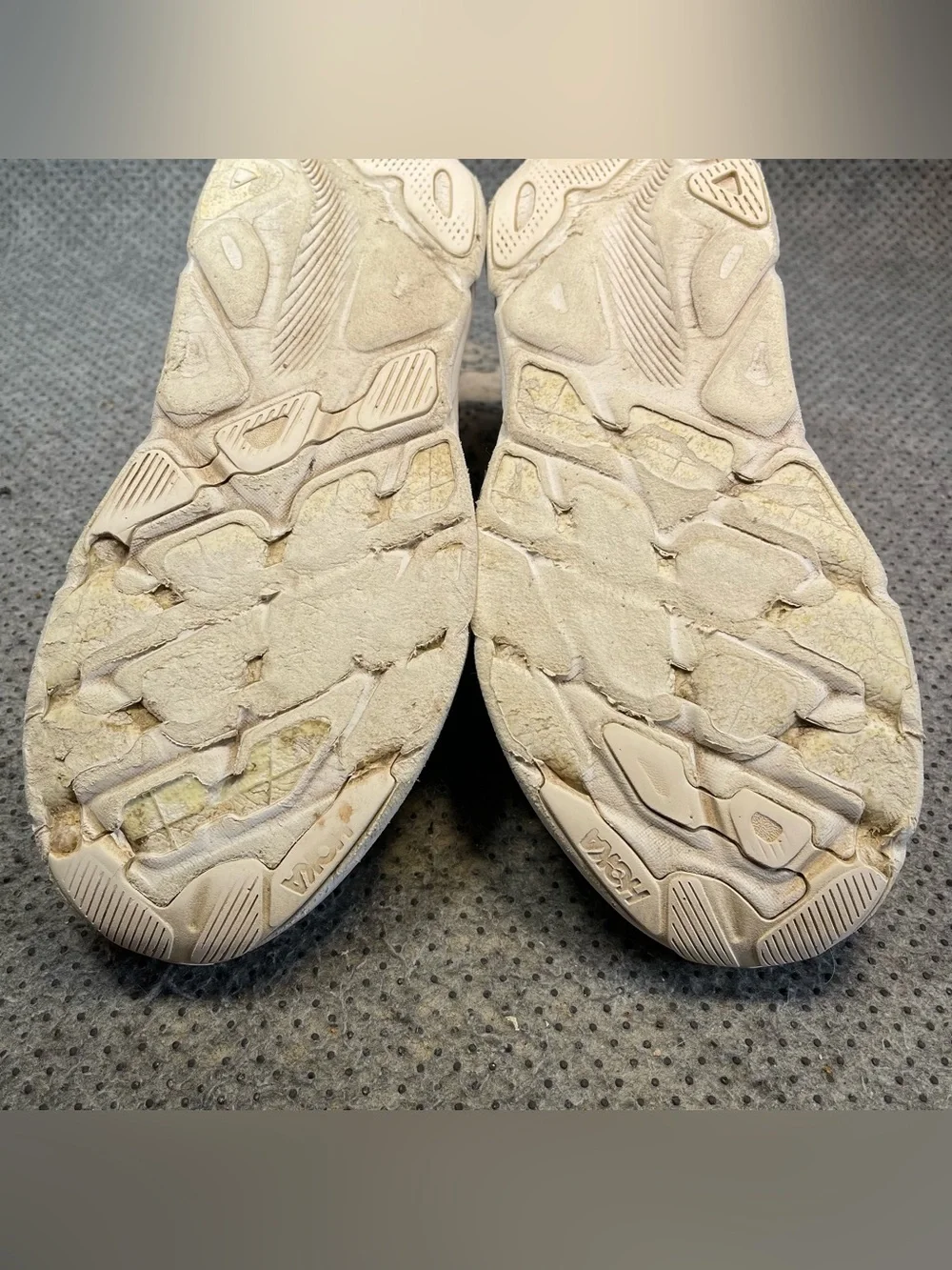 Hoka One One Clifton 9 Running Shoes Size 11.5 Women’s